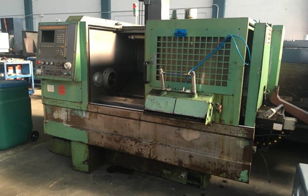 Tornio BIGLIA 131 CNC .usato